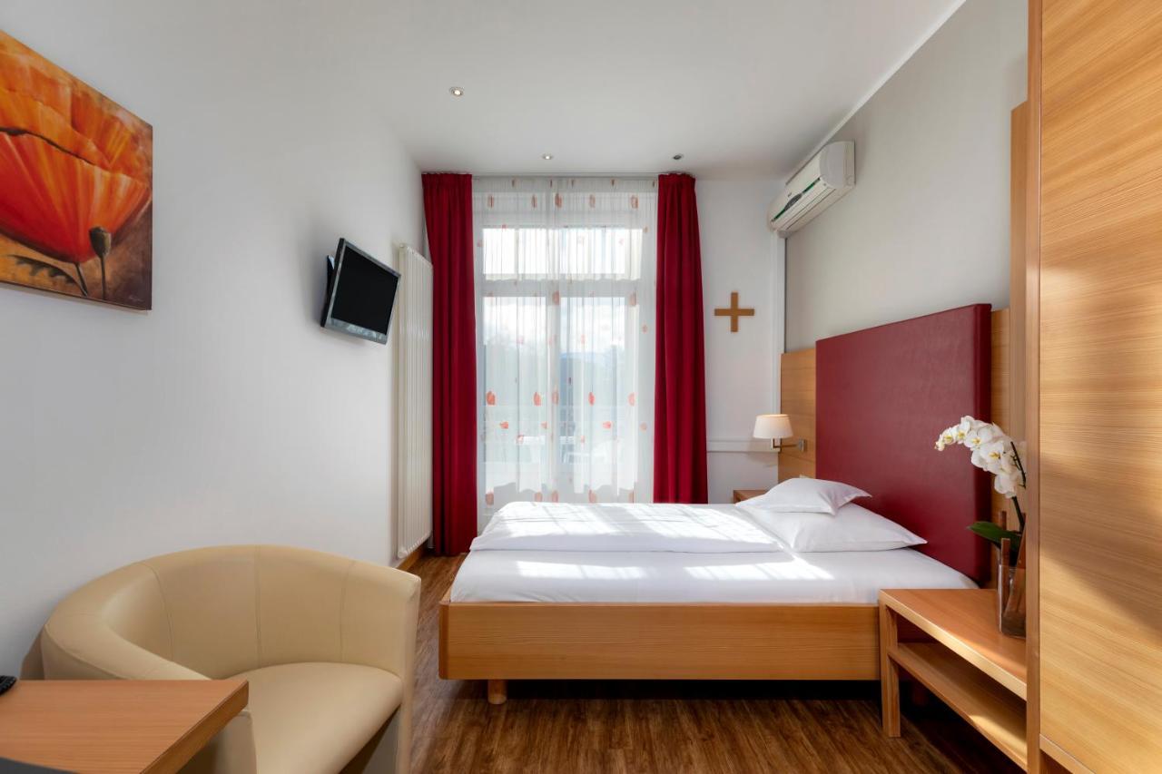 Hotel Kolping Merano Eksteriør bilde